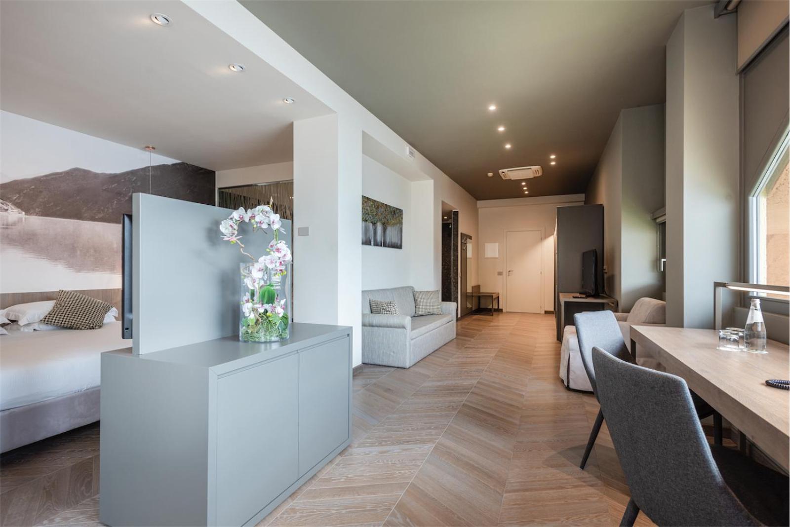 לימונה סול גרדה Hotel Splendid Palace מראה חיצוני תמונה
