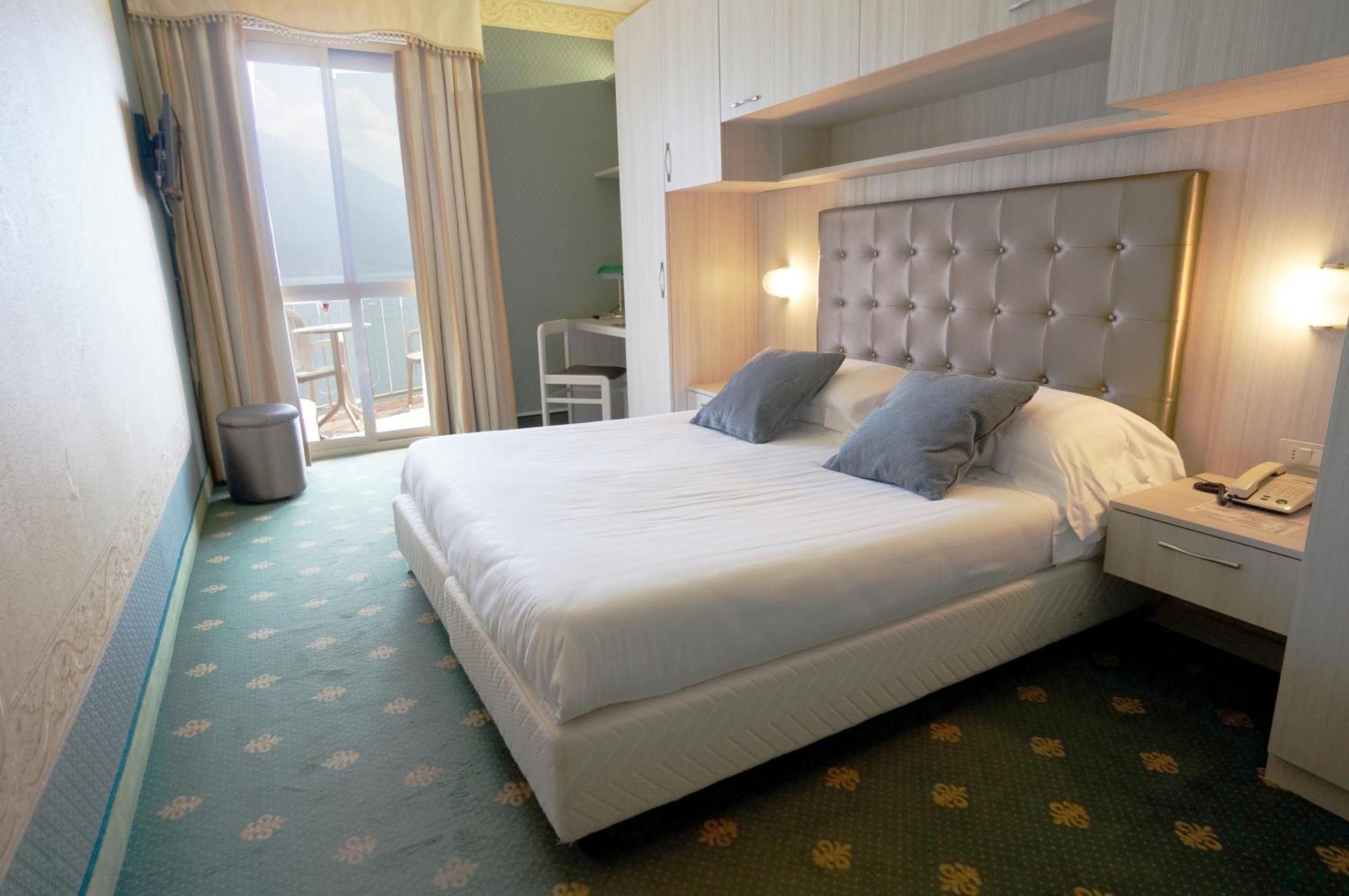 לימונה סול גרדה Hotel Splendid Palace מראה חיצוני תמונה